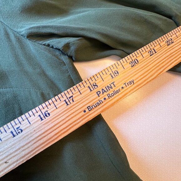 VTG Tory Burch Blouse Size 4 Sheer Green Silk Black Trim Gold Stud Detail - Picture 7 of 9